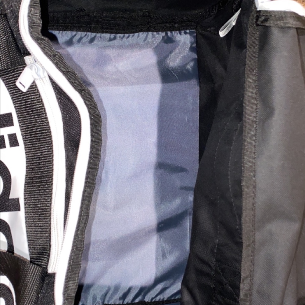 Adidas duffel bag - Picture 5 of 5